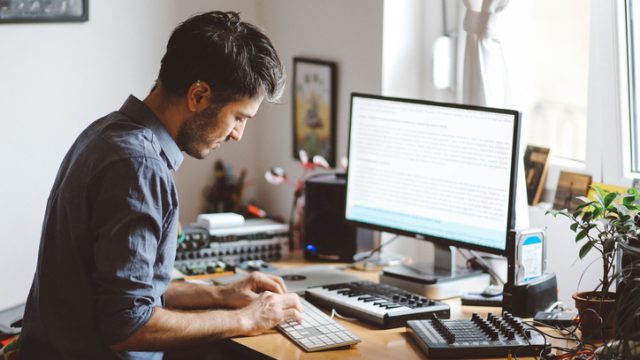 Nybegynnerguide til elektronisk musikk utstyr